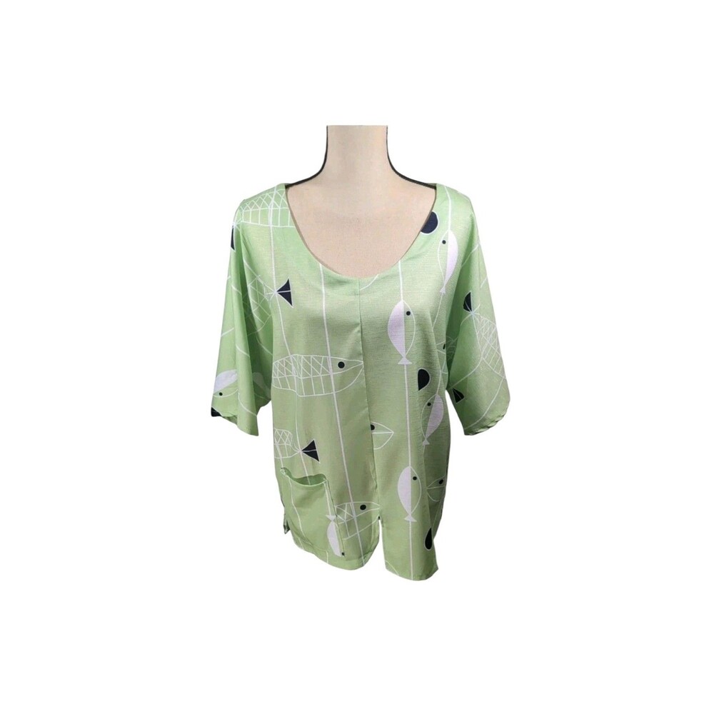 Miss look Blouse Fish Print Short Sleeve Pocket Detail Womans Size XL